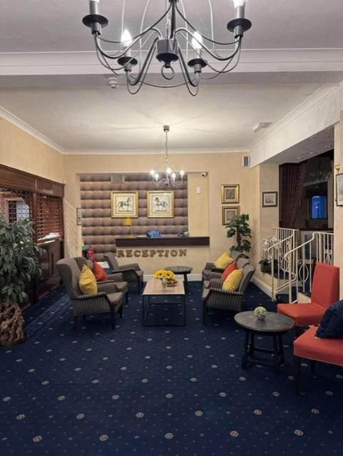 Hadleigh Hotel Істборн Екстер'єр фото